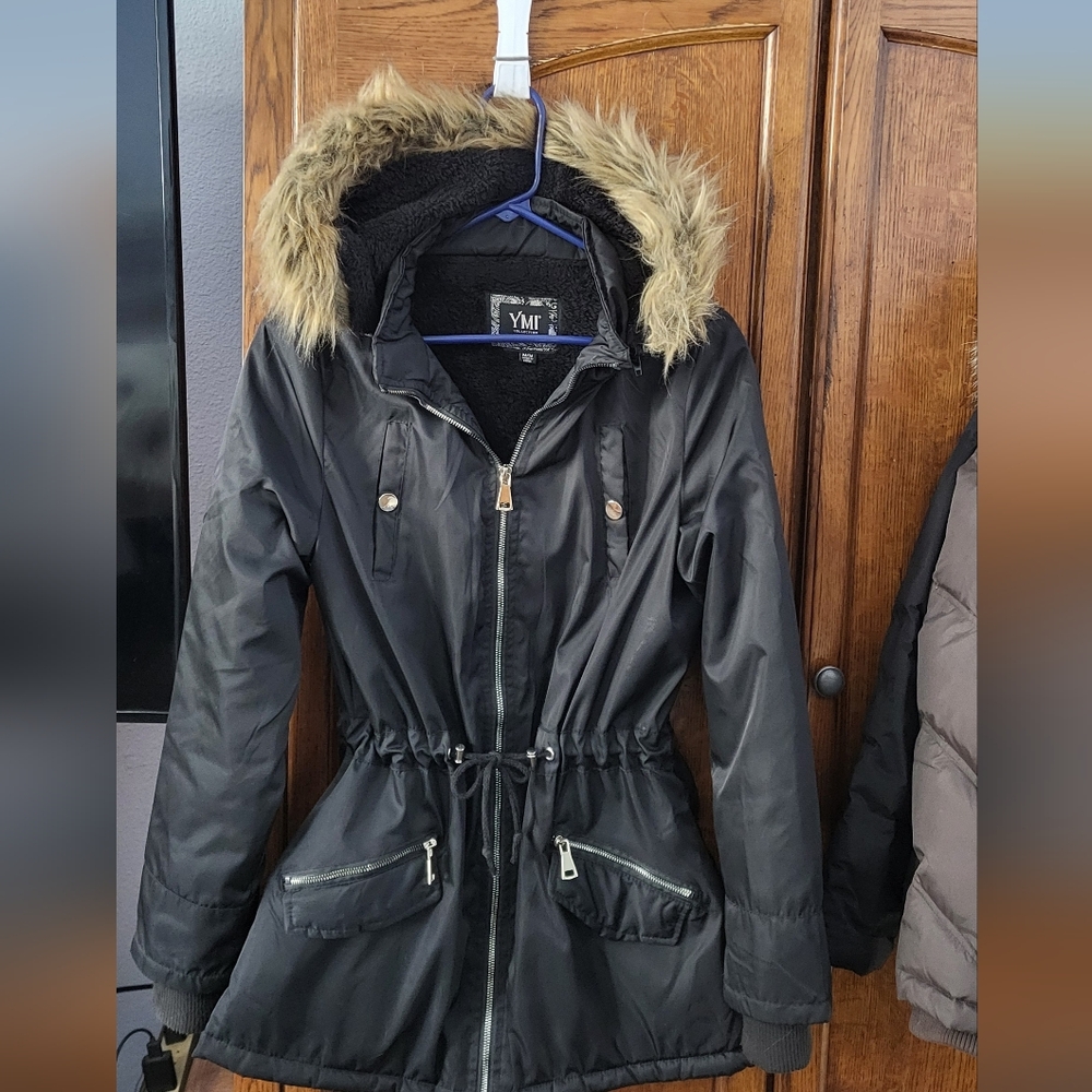 YMI Junior's Dark Black Dressy Parka with Faux Fur Detachable Hood Medium
